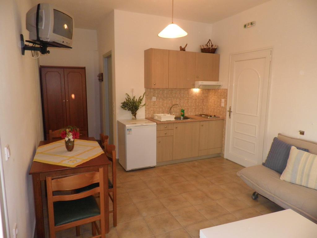 Giannikas Apartments Livadi  客房 照片