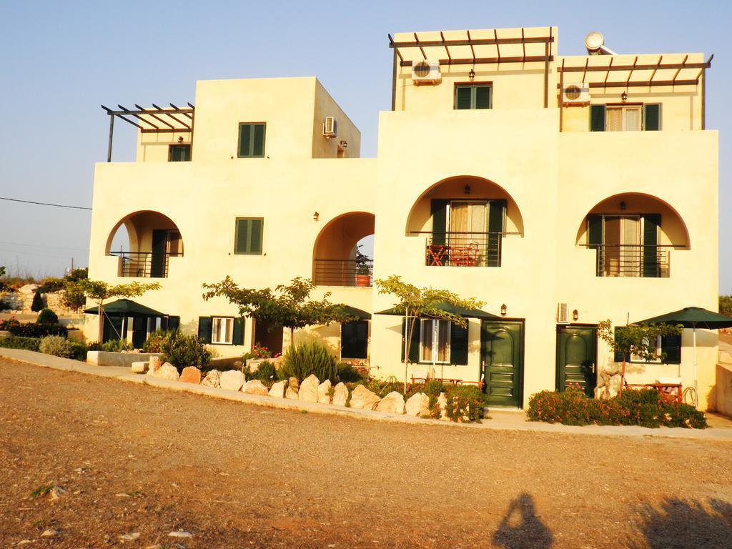 Giannikas Apartments Livadi  外观 照片